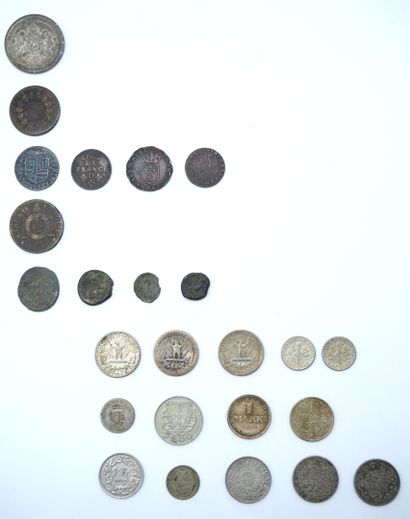 Monnaies Diverses - Ensemble de 25 Monnaies.
1-Haïti...