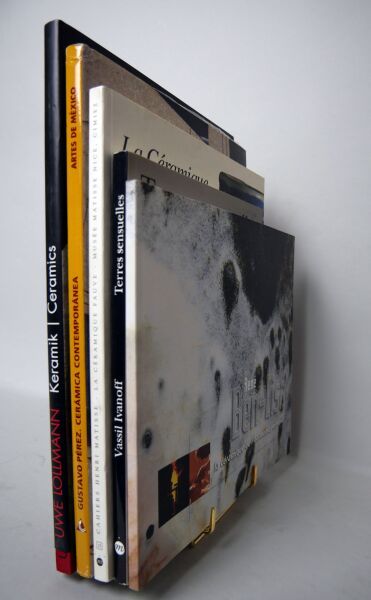 null [CATALOGUES]. Set of 5 Volumes.
Terres Sensuelles-Vassil Ivanoff 1897-1973,...