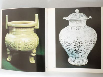 null [CHINA]. Set of 5 Volumes.
Trésors d'Art Chinois récentes découvertes archéologiques...