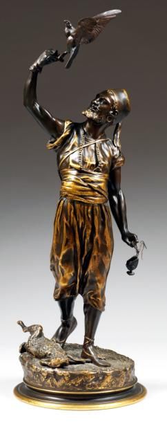 Pierre-Jules MENE (1810-1879) (d'après) Fauconnier arabe à pied Épreuve en bronze...