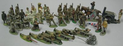 null Figurines alu: 9 français, 1 roulante, la corvée, 1940, 30 britanniques à l'assaut...