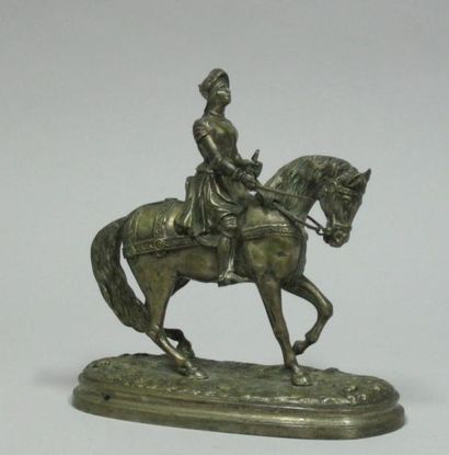 Léon FALCONNIER (1811-1876) (d'après) Jeanne d'Arc à cheval Bronze argenté H: 14,5...