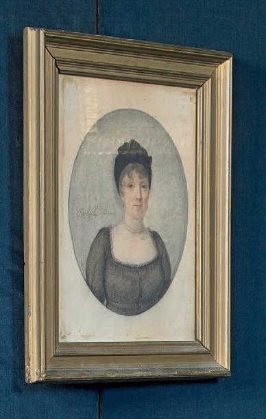 TREMEL (Première moitié du XIXe siècle) Portrait de femme en buste portant un collier...