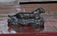 Antoine-Louis BARYE (1795-1875) Lionne couchée. Épreuve en bronze à patine brune...