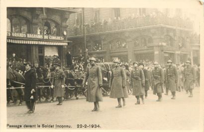 null 60 CARTES POSTALES MILITARIA : Divers. "26cp-Fête de la Victoire 1919, 8cp-Revue...