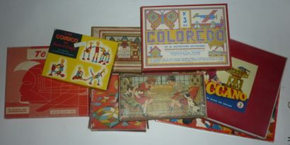 null Lot de 9 jeux des années 30 à 50 comprenant : 2 jeux de cubes, jeux de contructions,...
