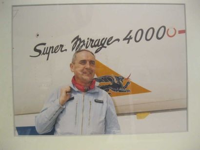 null PHOTOGRAPHIES de Jean-Marie Saget, pilote d'essai du Mirage 4000 (1979), cadre...