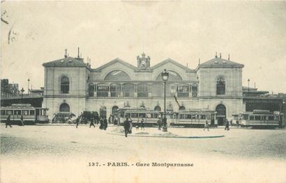 null 36 CARTES POSTALES LES GARES : Paris. Dont" Gare de l'Est, Gare de Lyon, Gare...