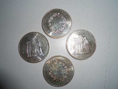 null Lot de 4 pièces en Argent de 50 francs 1979. Hercule. Poids 122gr.