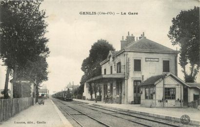 null 114 CARTES POSTALES LES GARES : Divers Départements. Dont" Gare de Fossé Marolles...