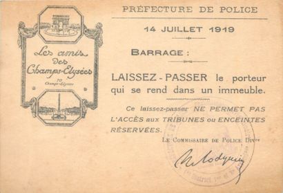 null 7 CARTES POSTALES & DOCUMENTS DIVERS : "2-Préfecture de Police-14 Juillet 1919-Barrage-Laissez-Passer...