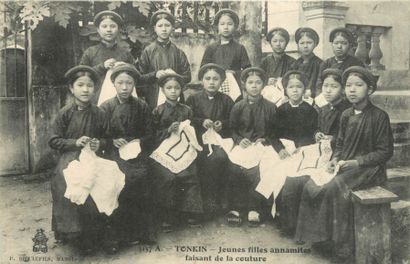null 21 CARTES POSTALES TONKIN : Types de Femmes. Dont" Quang Yan-Jeu d'Echec vivant,...