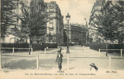 null 117 CARTES POSTALES PARIS : Tous Arrondissements Confondus. Dont" Rue de Grenelle...
