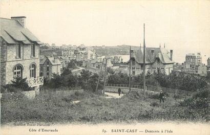 null 44 CARTES POSTALES COTES D'ARMOR : Saint-Sainte. Villes, qqs villages, qqs animations,...