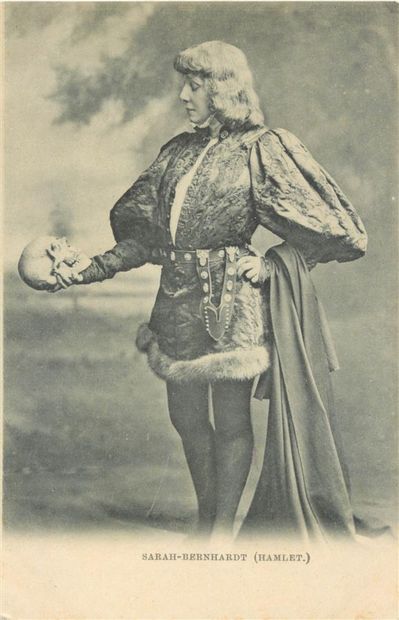 null 38 CARTES POSTALES ACTRICE : Sarah Bernhardt. Dont" Théodora, Froufrou, La Tosca,...