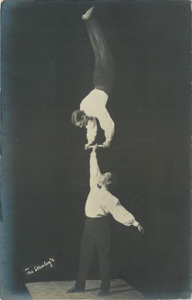 null 4 CARTES PHOTOS ARTISTES : Cirque & Divers-Etrangers. "Original Trupp ADAS,...