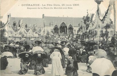 null 26 CARTES POSTALES FETES & PROCESSIONS : Sélection. Dont" Moulineaux-Le Monument...