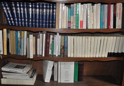 null Lot de livres anciens et modernes comprenant : Charles de Gaulle, Mémoires de...