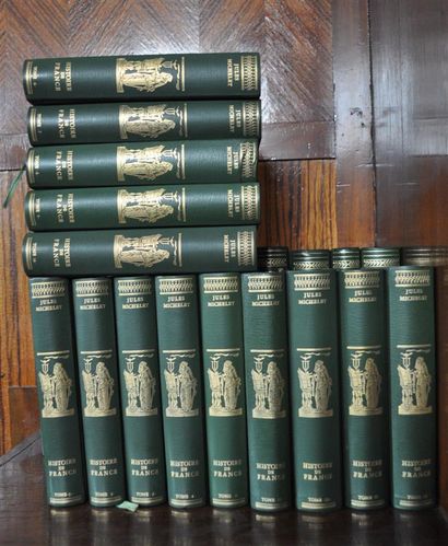 null Lot de livres anciens et modernes comprenant : romans de Jules Verne, Victor...