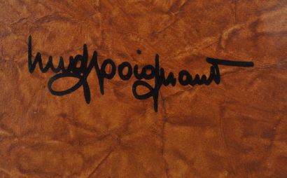 null Table basse, le plateau à décor de feuillage sur papier, signée Hugo POIGNAT,...