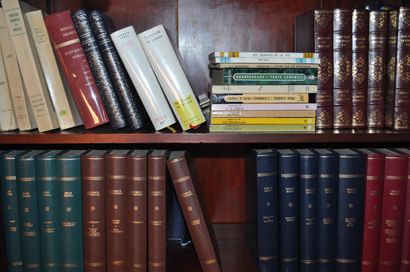 null Lot de livres anciens et modernes : romans, Balzac, Bazin, ...
