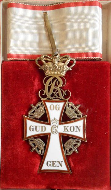 null Danemark Ordre de Dannebrog. Croix de Commandeur en argent doré (800/1000e),...