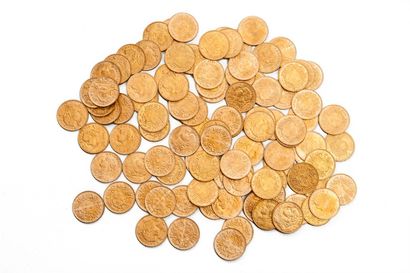 null Lot de 100 pièces 20 frs or Suisse. 1916 (18), 1922 (6), 1925 (2), 1926, 1927...