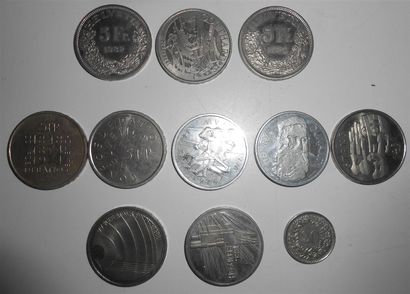 null Lot de 23 pièces Etrangers. Belgique : 1873-5Frs Argt (50gr), Suisse : 1928-2Frs...