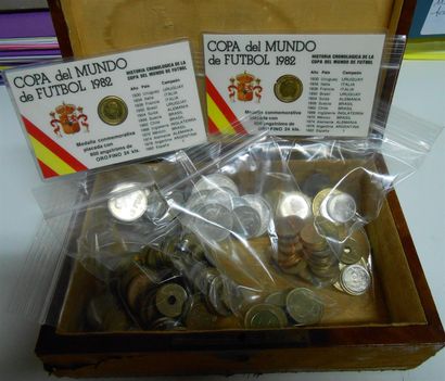 Espagne. Lot de monnaies de diverses valeurs....