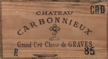 null 12 bouteilles de Château Carbonnieux, Grand cru classé, Graves, 1985, en ca...