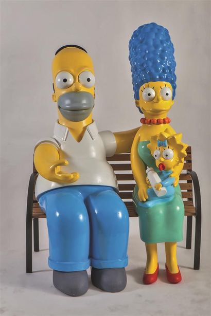null LES SIMPSON.
Homer, Marge et Maggie.
Rare groupe en résine polychrome à échelle...
