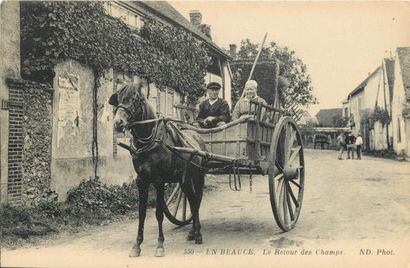 null 34 CARTES POSTALES EN BEAUCE : Série. Dont" 72-Le Battage du Grain, 271-Un Coin...