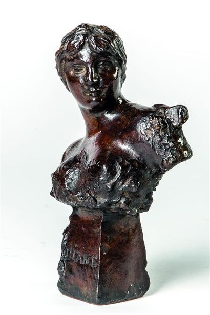 null Camille CLAUDEL (1864-1943), d'après. 
Diane. 
Reproduction en bronze à patine...