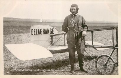 null 70 CARTES POSTALES AVIATION : Dont" La première femme aviateur Mme Peltier,...