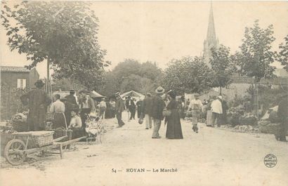 null 9 CARTES POSTALES LES MARCHES : Sélection. "Bourges-Le Marché aux Légumes, Brest-La...
