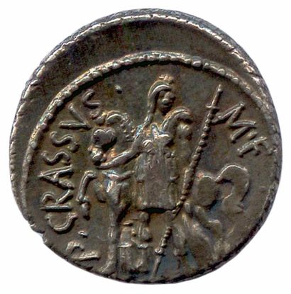 null LICINIA P.Licinius Crassus M.f; 55 avant J.-C. Buste drapé, diadémé et lauré...
