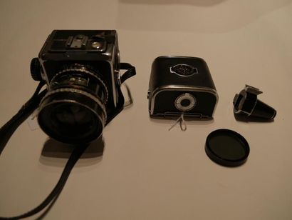 null 1 appareil photographique argentique Hasselblad
Super Wide
Optique Carl Zeiss...