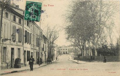 null 70 CARTES POSTALES TARN : La Ville de Gaillac. Dont" Avenue de la Gare, Le Collège,...