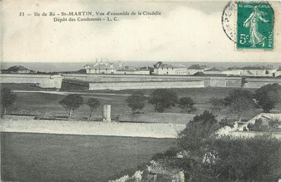 null 39 CARTES POSTALES VARIA : Petite Sélection. Dont" Reims-Au Collège d'Athlètes-Un...