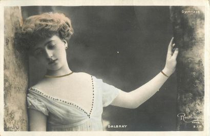 null 28 CARTES POSTALES ACTRICES : Début du Siècle. Dont" Dalbray, Th.Sarah Bernhardt-La...