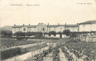 null 108 CARTES POSTALES LES ECOLES : Divers Départements. Dont" Paris-Ecole Colbert,...