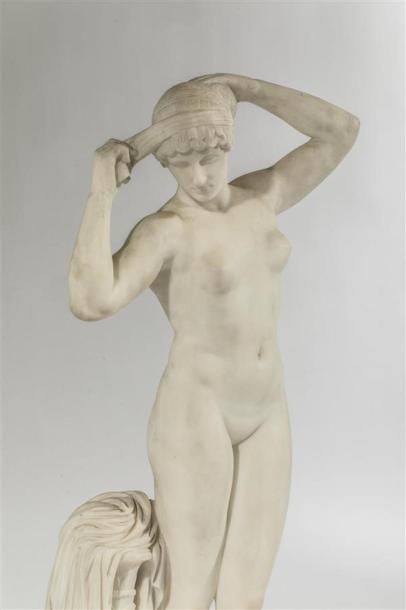 null GAZZERI Ernesto (1866-1965).
BaigneuseSculpture de marbre blanc signée sur la...