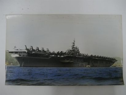 null Porte avions et navires de guerres
8 grandes photos colorisées des années 1...
