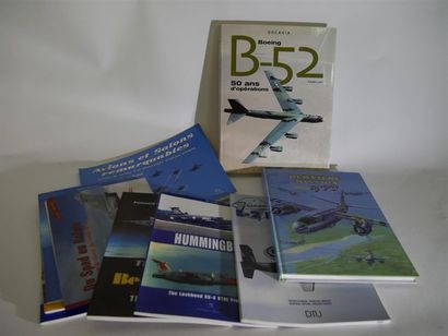null Lot de dix livres sur le thème de l'aviation militaire moderne, reliés ou brochés,...