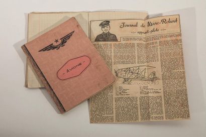 null Deux cahiers d'écolier, un contenant des dessins d'avions français, allemands,...