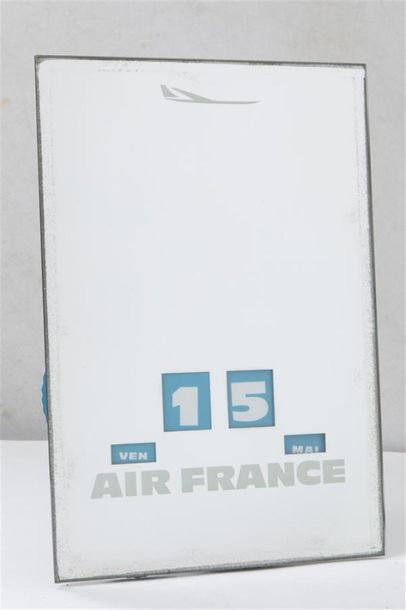 null Calendrier perpétuel Air France
A fond miroir avec silhouette d'avion. 
Fabrication...