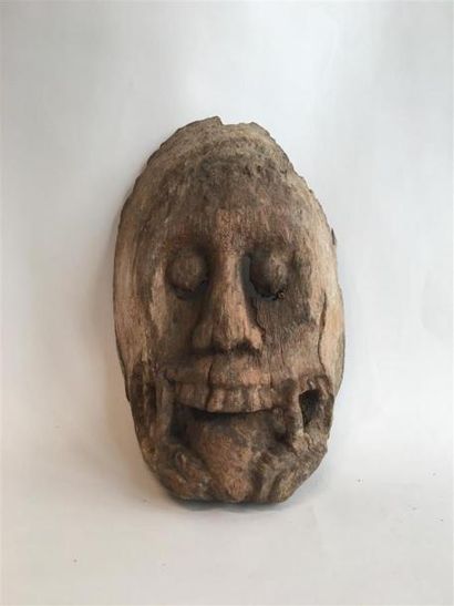 null Masque en bois, OCEANIE
25 x 16,5 cm