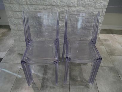 null 6 chaises en plastique transparent