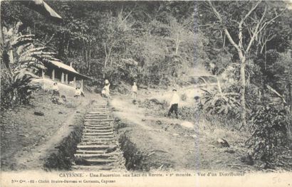 null 12 CARTES POSTALES GUYANE : Région de Cayenne - Sélection. "75-Kourou-Le Village,...