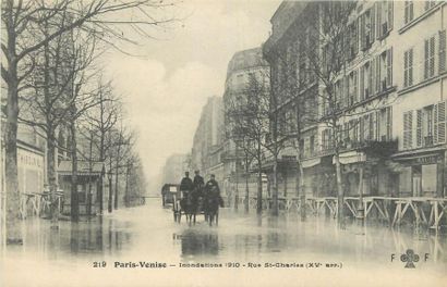 null 17 CARTES POSTALES INONDATIONS 1910 : Paris. 15ème-14cp & Divers-3cp. Dont"...
